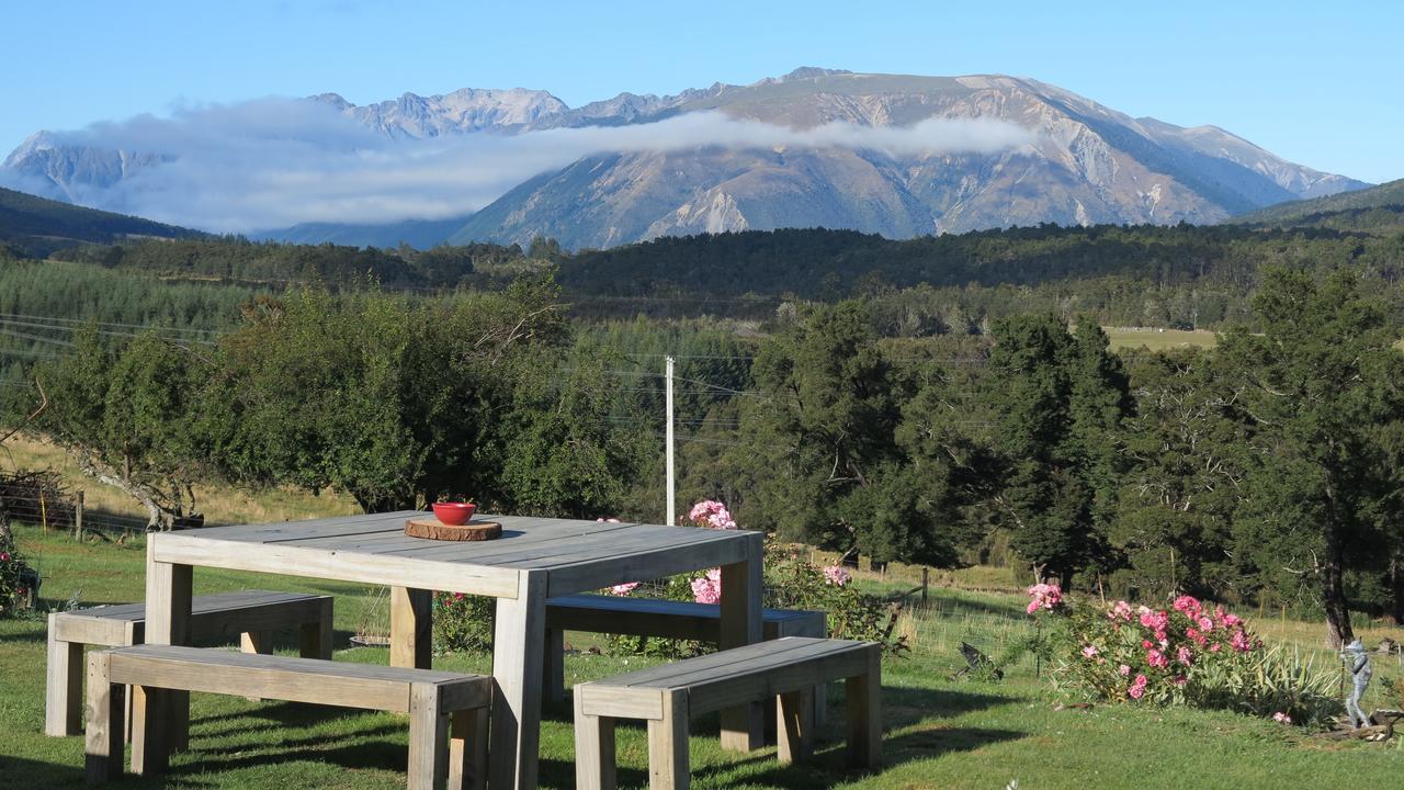 Tophouse Mountainview Cottages Saint Arnaud Eksteriør billede
